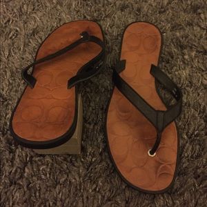 Coach flip flops